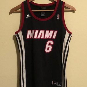 Wmns Miami Heat ‘James’ Jersey